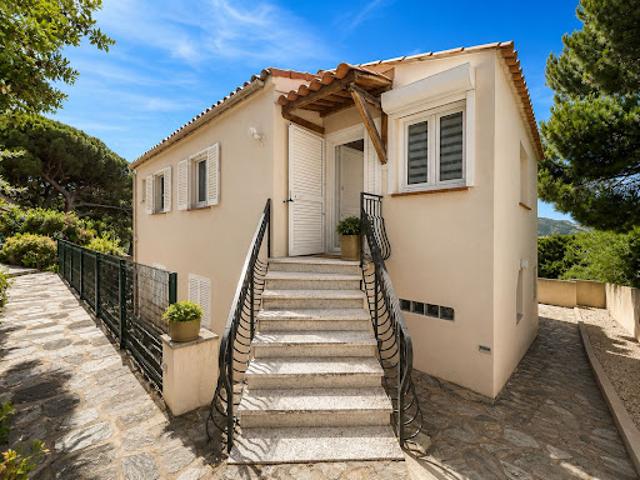 Vente Maison 9 pièces 203 m2 Calvi