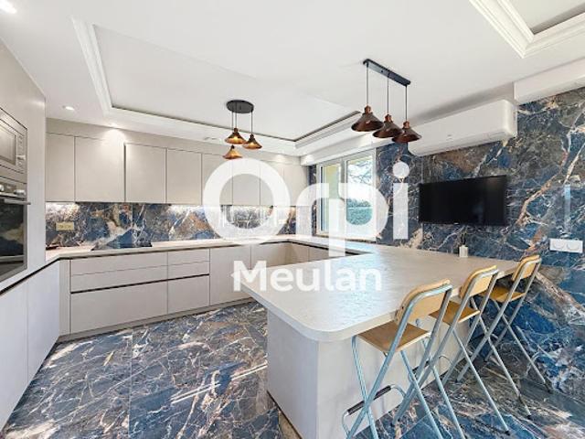 Vente Maison 9 pièces 203 m2 Seraincourt