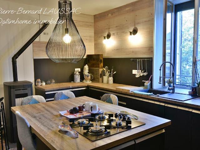Vente Maison 9 pièces 215 m2 Chamoux sur Gelon