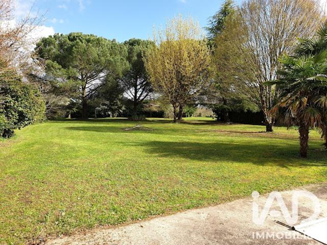 Vente Maison 9 pièces 215 m2 Issigeac
