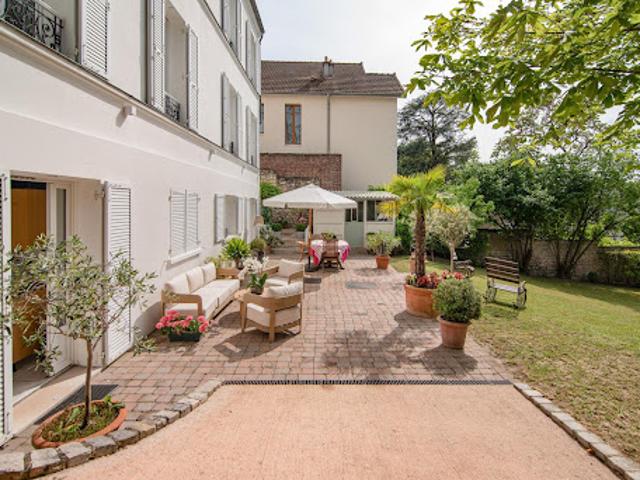 Vente Maison 9 pièces 217 m2 Bourg la Reine
