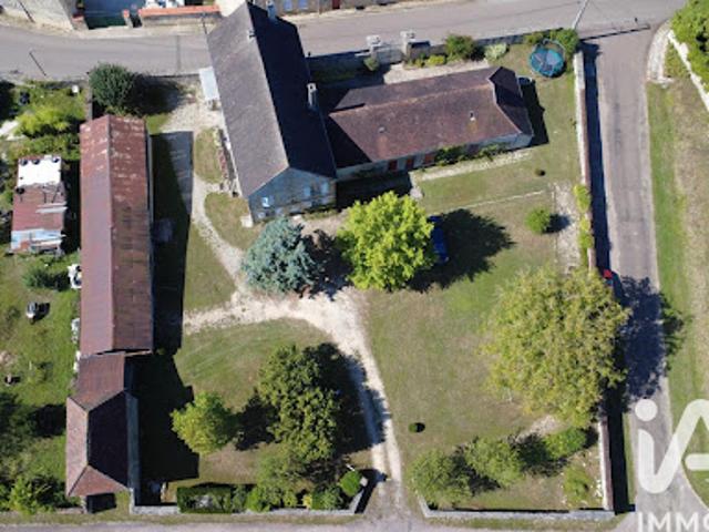 Vente Maison 9 pièces 217 m2 Gigny