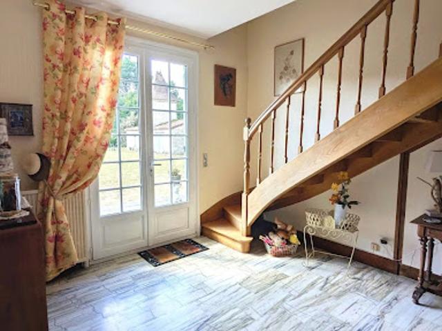 Vente Maison 9 pièces 219 m2 Foulayronnes