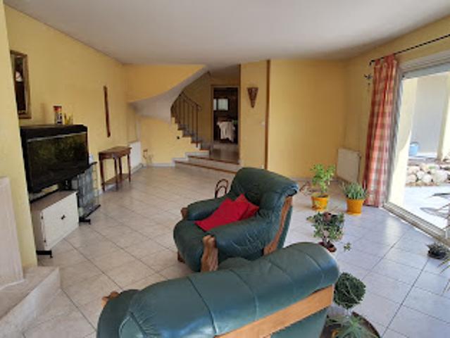 Vente Maison 9 pièces 219 m2 Lagnieu