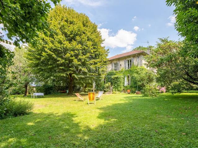 Vente Maison 9 pièces 210 m2 Bagneux