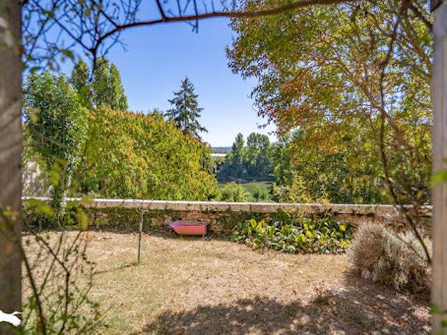 Vente Maison 9 pièces 210 m2 Clermont Dessous