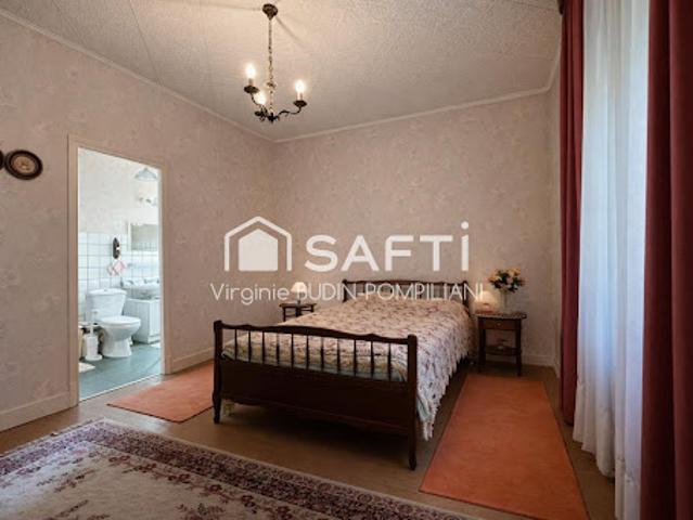 Vente Maison 9 pièces 210 m2 Réhon