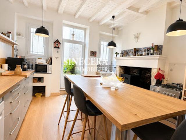 Vente Maison 9 pièces 210 m2 Riberac
