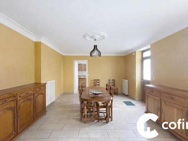 Vente Maison 9 pièces 210 m2 Theze