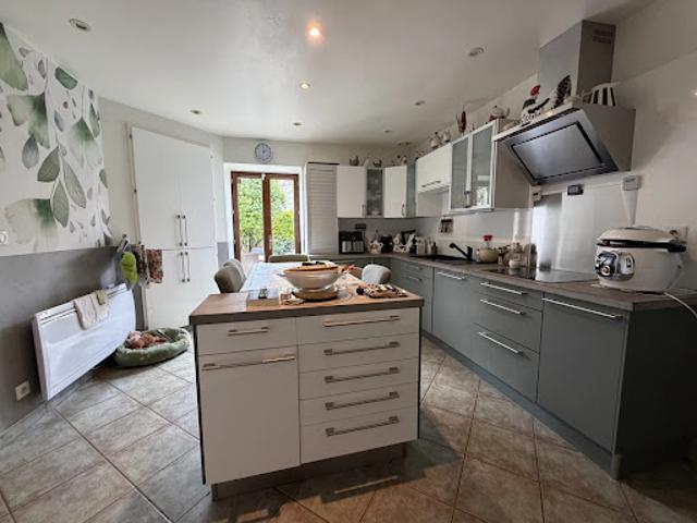 Vente Maison 9 pièces 193 m2 Villers cotterets