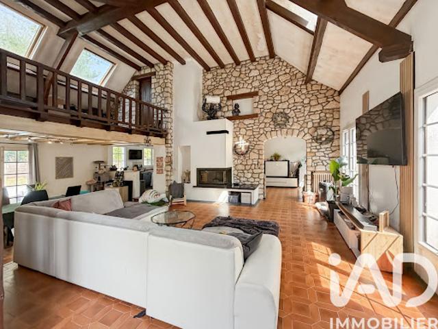 Vente Maison 9 pièces 211 m2 Noisy sur Ecole