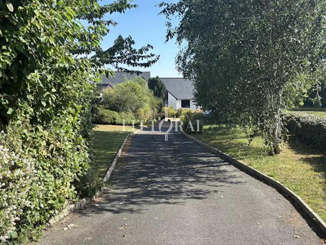 Vente Maison 9 pièces 211 m2 Trélévern