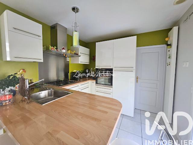 Vente Maison 9 pièces 213 m2 Le Blanc Mesnil