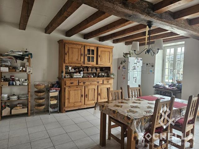Vente Maison 9 pièces 213 m2 Vergné