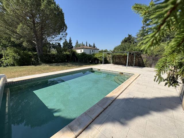 Vente Maison 9 pièces 224 m2 Caumont sur Durance