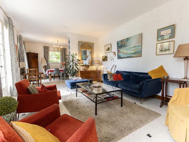 Vente Maison 9 pièces 224 m2 Jurançon