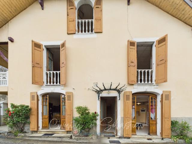 Vente Maison 9 pièces 224 m2 Sevrier