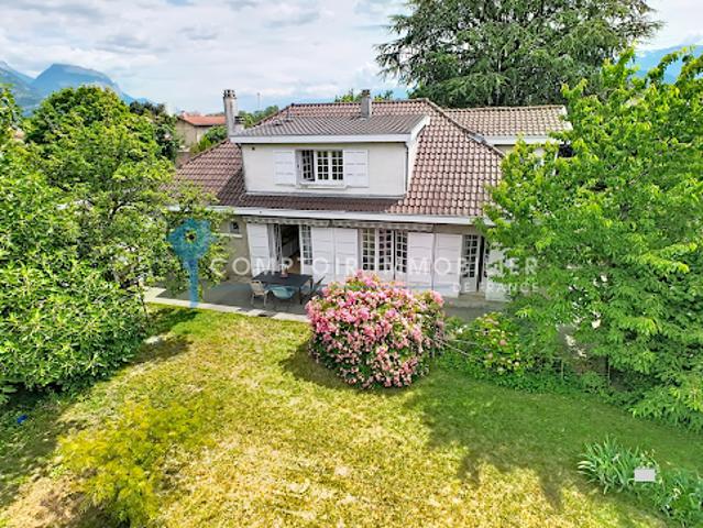 Vente Maison 9 pièces 224 m2 Seyssins