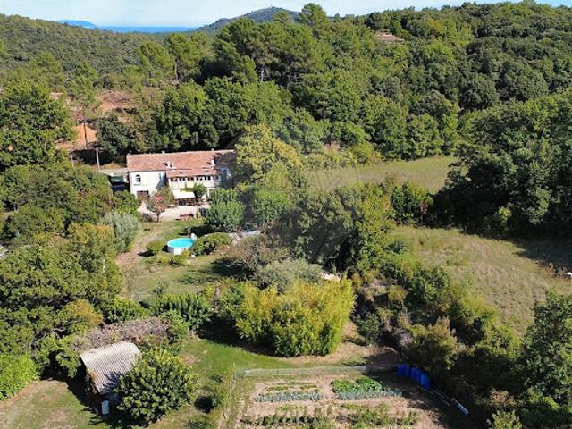 Vente Maison 9 pièces 225 m2 Saint Félix de Pallières