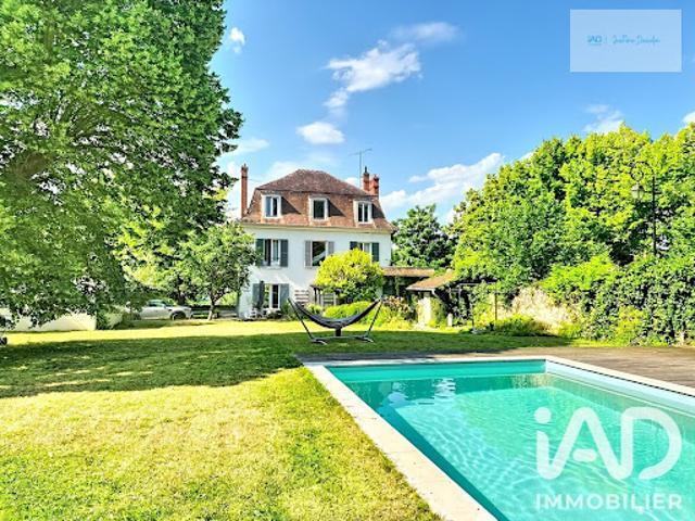 Vente Maison 9 pièces 225 m2 Le Coudray Montceaux