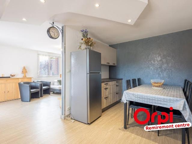 Vente Maison 9 pièces 225 m2 Le Syndicat