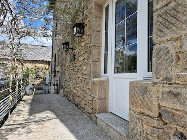 Vente Maison 9 pièces 227 m2 Madranges