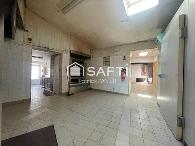 Vente Maison 9 pièces 227 m2 Aulnay