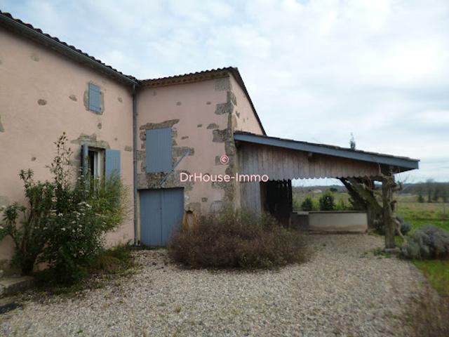 Vente Maison 9 pièces 227 m2 Béguey