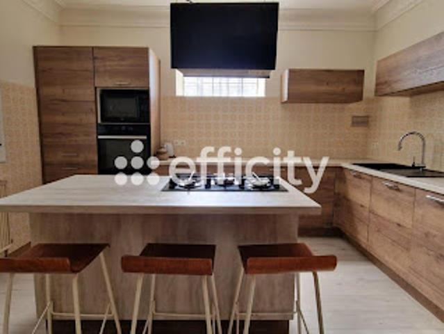 Vente Maison 9 pièces 143 m2 Fleac