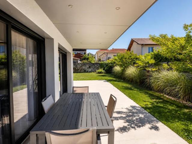 Vente Villa 9 pièces 227 m2 Thonon les Bains