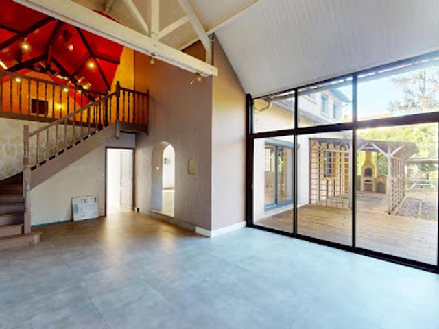 Vente Maison 9 pièces 228 m2 Cerizay