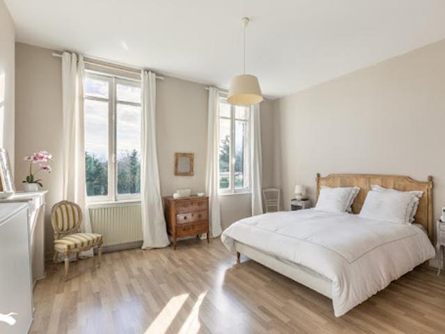 Vente Maison 10 pièces 228 m2 Saint Jean d'Illac