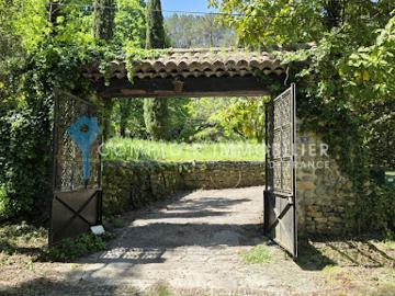 Vente Maison 9 pièces 220 m2 Chamborigaud