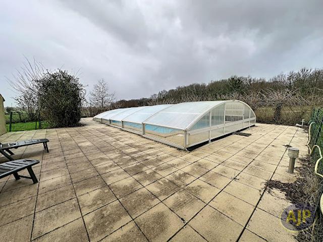 Vente Maison 9 pièces 220 m2 Fléac sur Seugne