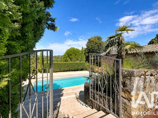 Vente Maison 9 pièces 220 m2 Saint Cyr au Mont d'Or