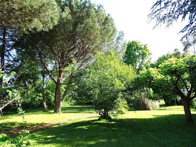 Vente Maison 9 pièces 220 m2 Saint Front de Pradoux