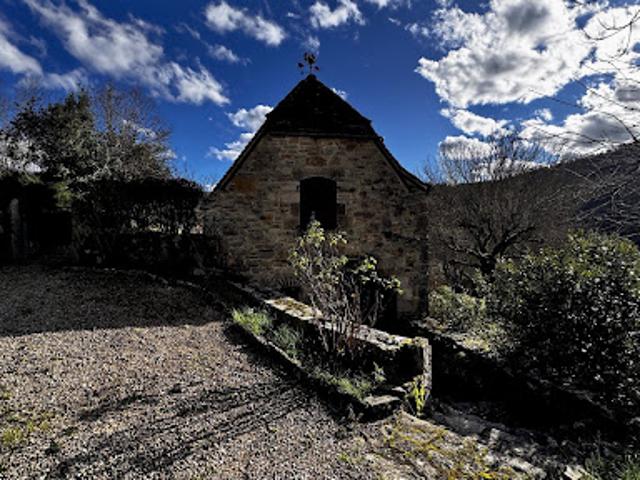 Vente Maison 9 pièces 220 m2 Sauliac sur Célé