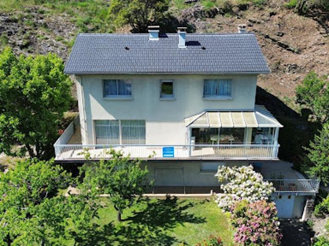Vente Maison 9 pièces 220 m2 Villefort