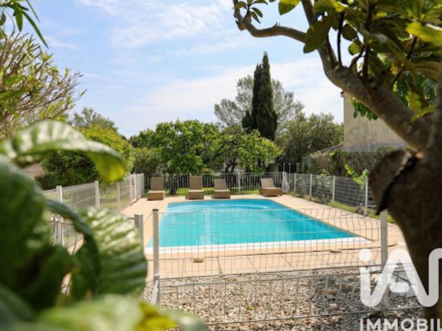 Vente Maison 9 pièces 222 m2 Bédarrides