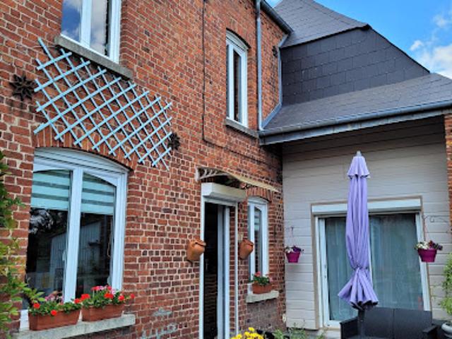 Vente Maison 13 pièces 223 m2 Solre le Château
