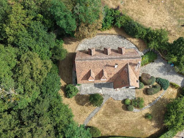Vente Maison 9 pièces 234 m2 Bullion