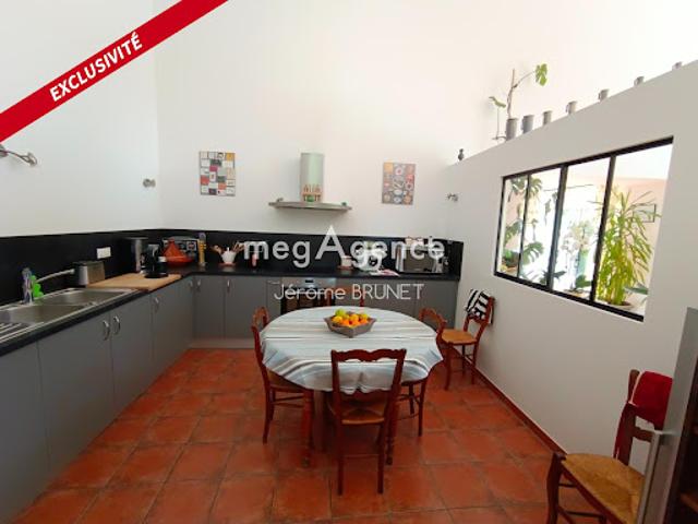 Vente Maison 9 pièces 235 m2 Nalliers