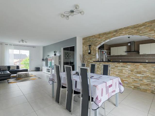 Vente Maison 9 pièces 236.15 m2 Ozoir la ferriere