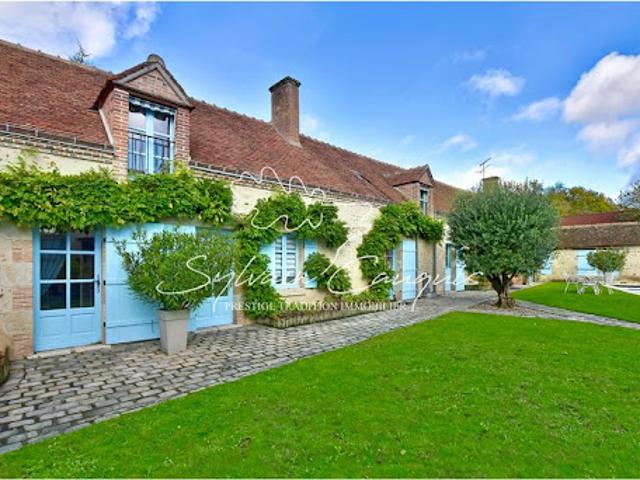 Vente Maison 9 pièces 237 m2 Les Bordes