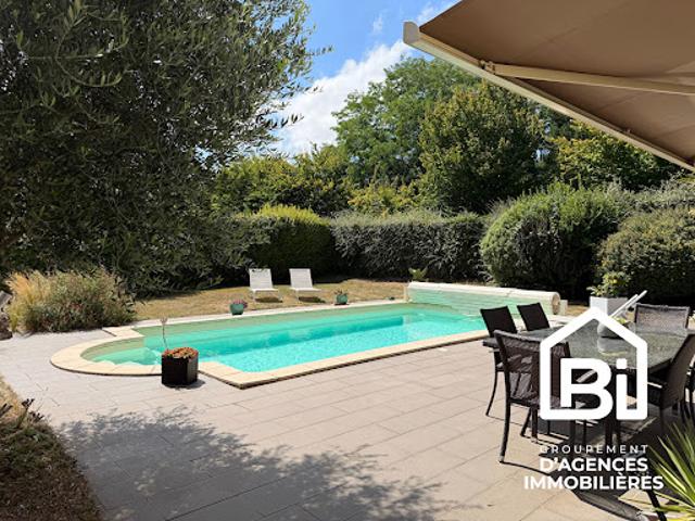Vente Maison 9 pièces 238 m2 Benouville