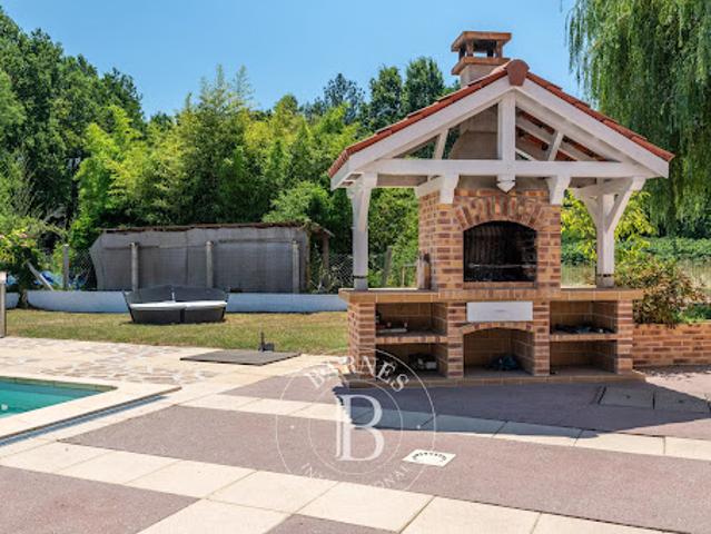 Vente Maison 9 pièces 238 m2 Tignieu Jameyzieu