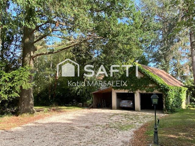 Vente Maison 9 pièces 239 m2 Montgivray