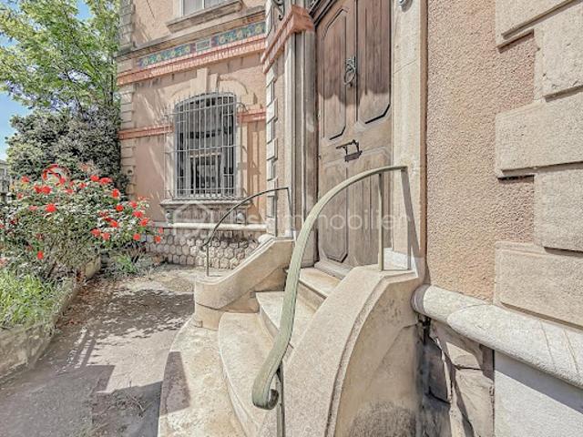 Vente Maison 9 pièces 230 m2 Arles