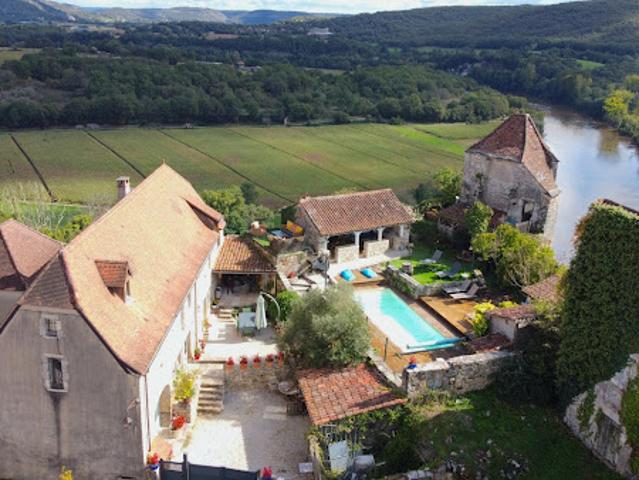 Vente Maison 9 pièces 230 m2 Calvignac