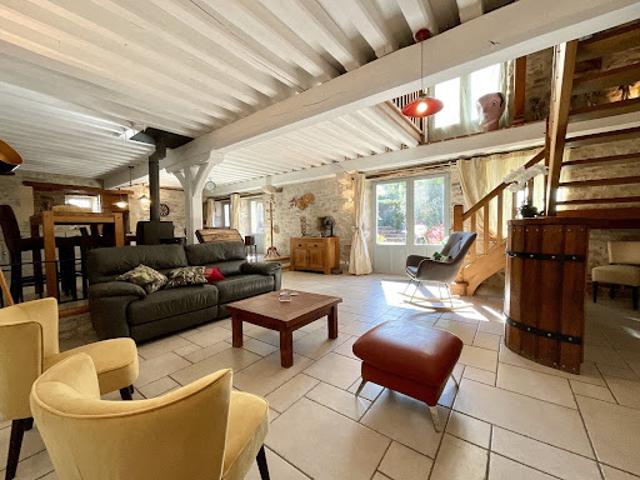Vente Maison 9 pièces 230 m2 Calvignac
